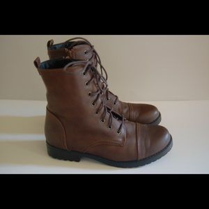 NWOT Combat boots